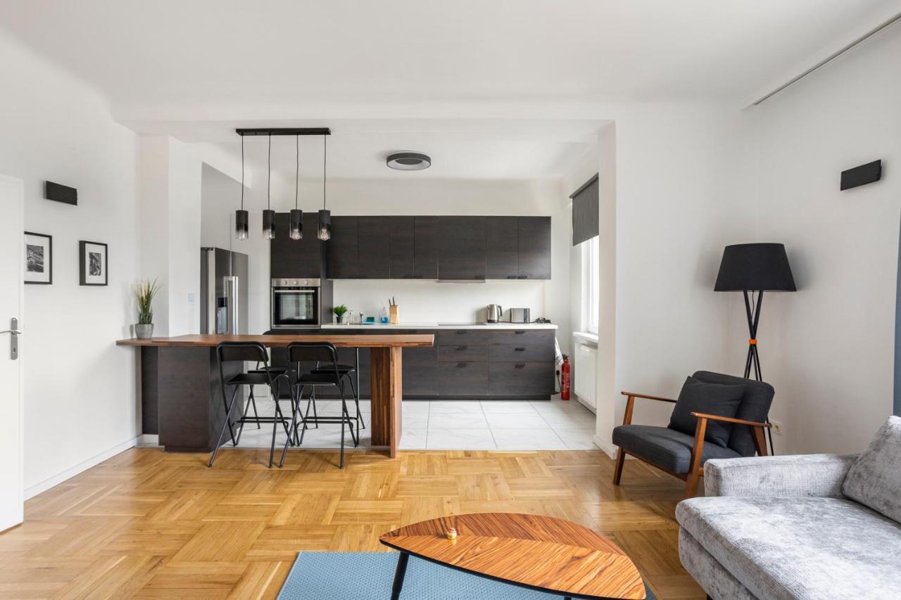 Zentrales, Helles & Modernes City-Apartment Вена Экстерьер фото